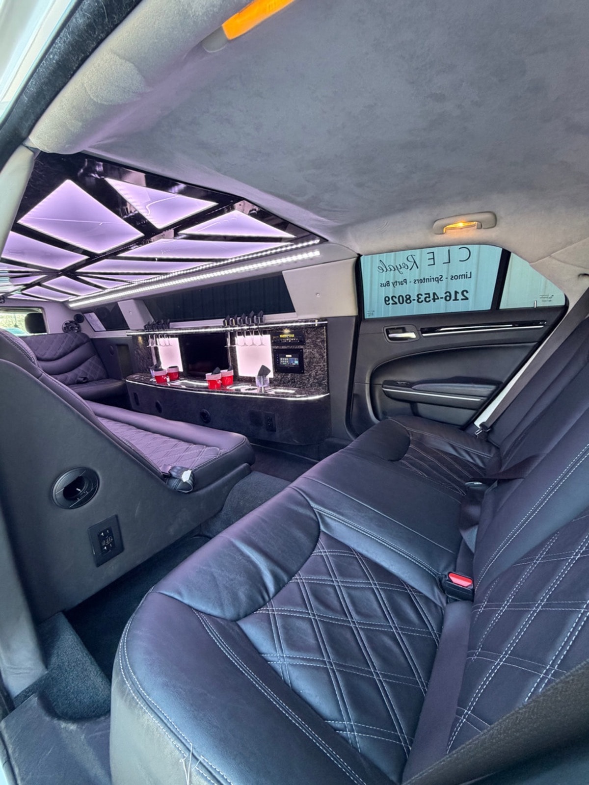Lincoln Continental Stretch Limousine — photo 4