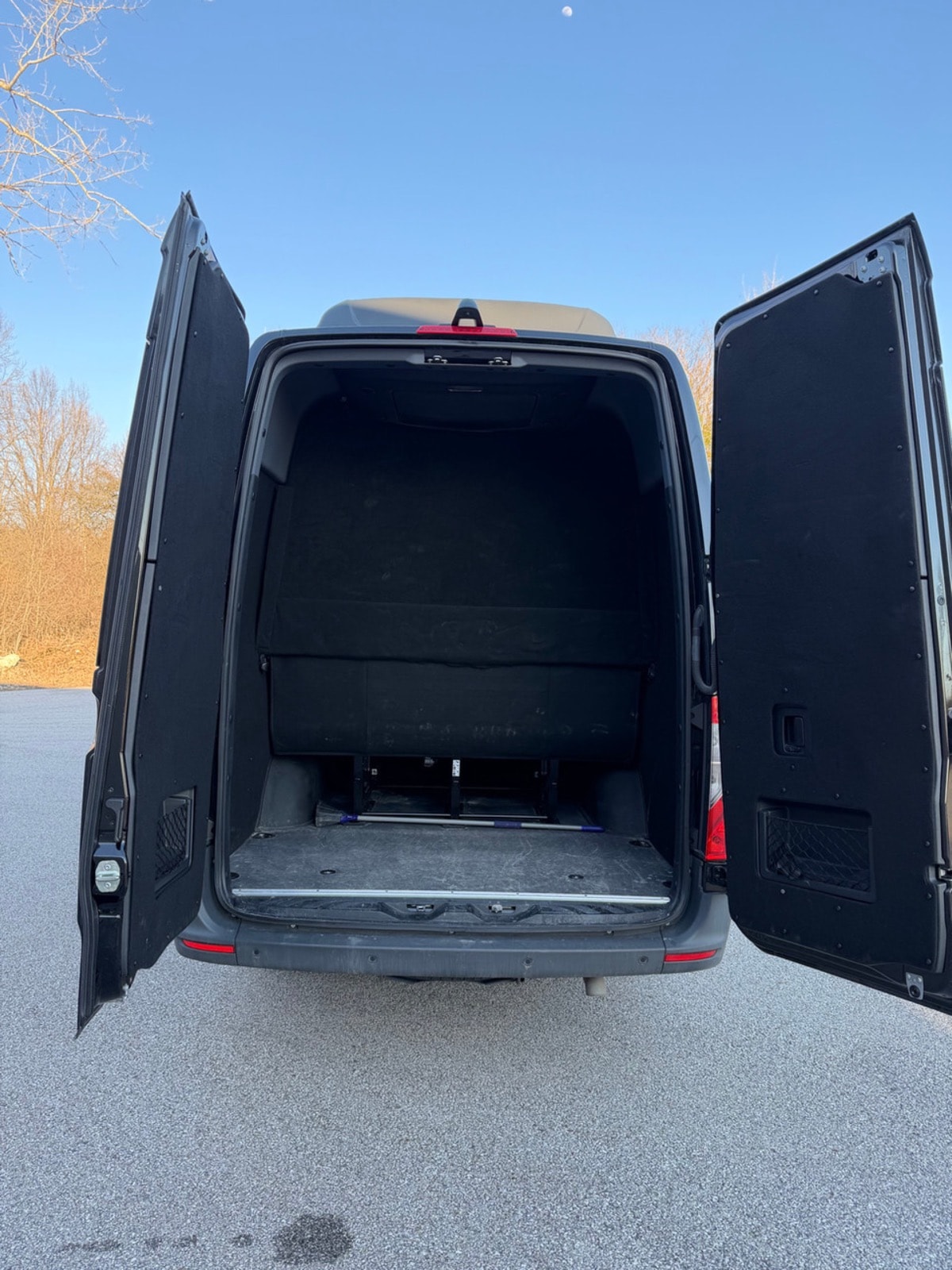 Mercedes Shuttle Sprinter — photo 15