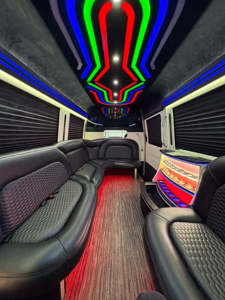 Silver Mercedes Limo Sprinter — photo 2